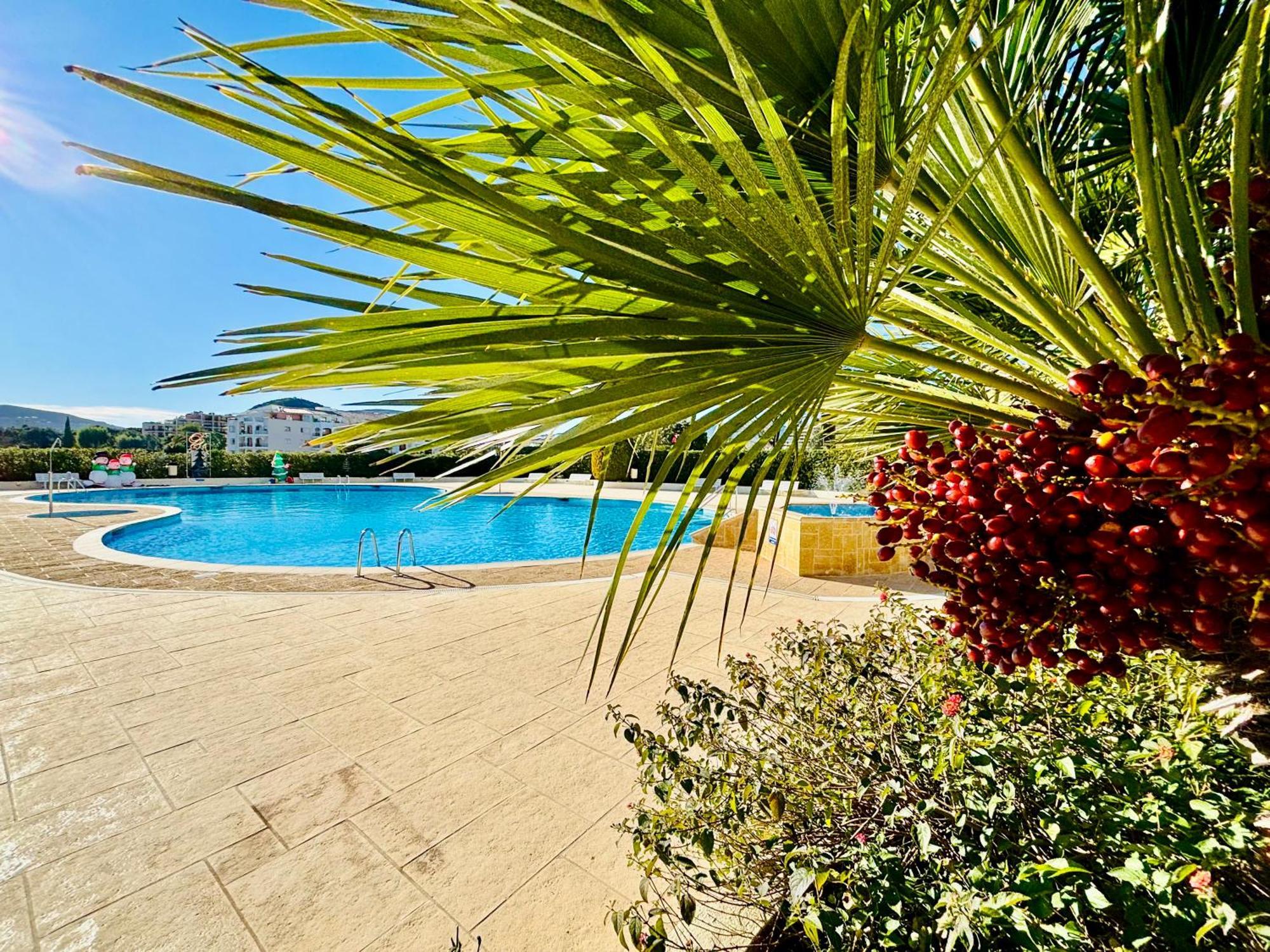 Вилла Somptueux 3 Pieces Vue Sur Piscine Мандельё-ла-Напуль Экстерьер фото